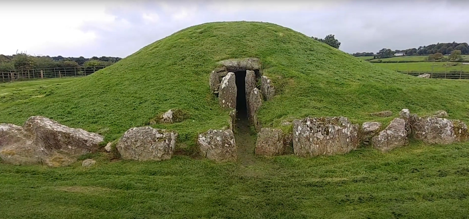 Bryn Celli Ddu