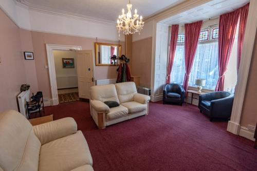 Front Sitting Room